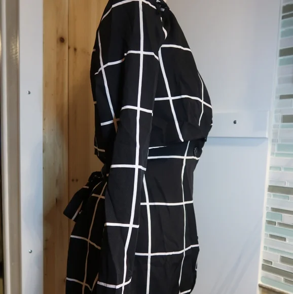 Plaid Tie Front Jacket - Picture 8 of 9